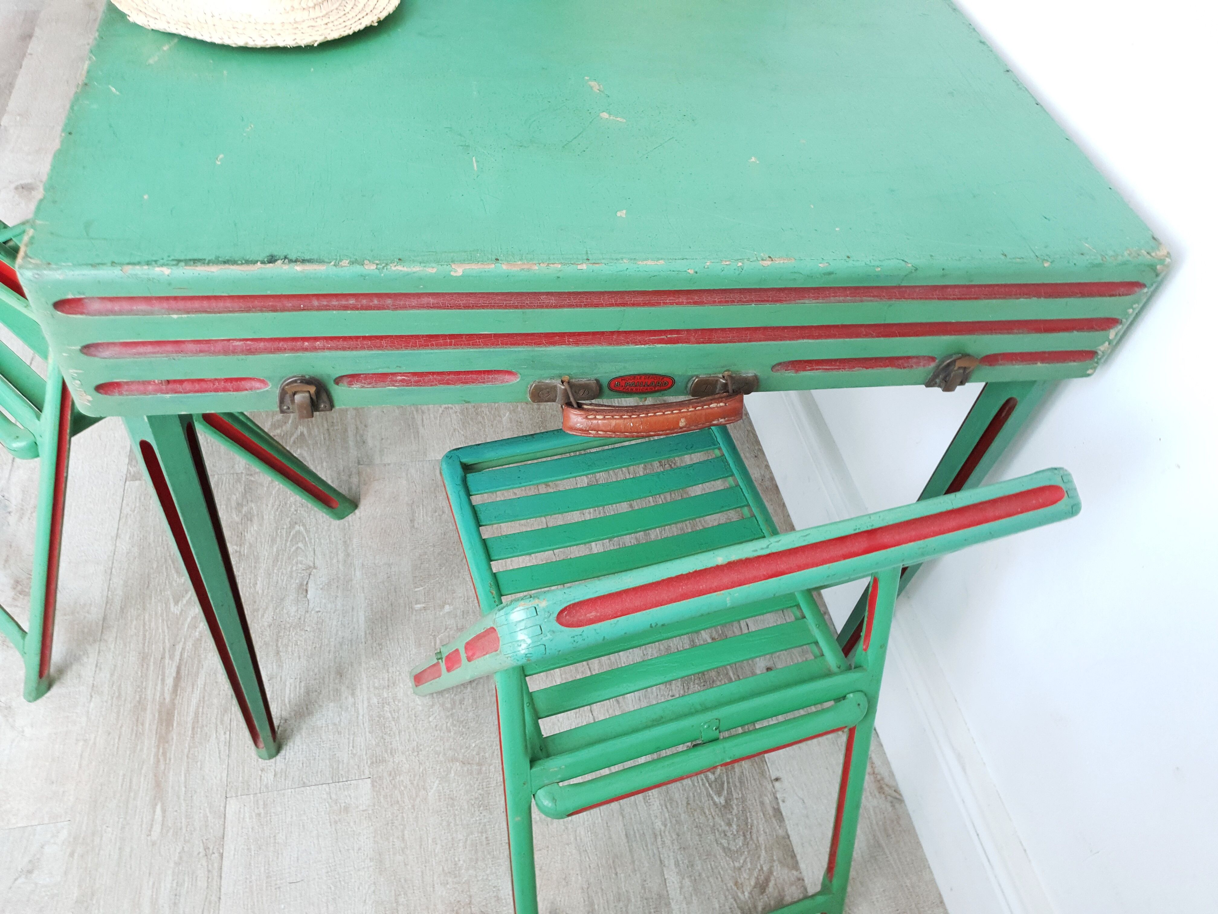 Vintage suitcase camping set