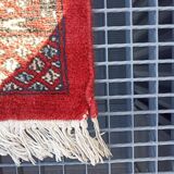 Handmade carpet from Pakistan Bukhara