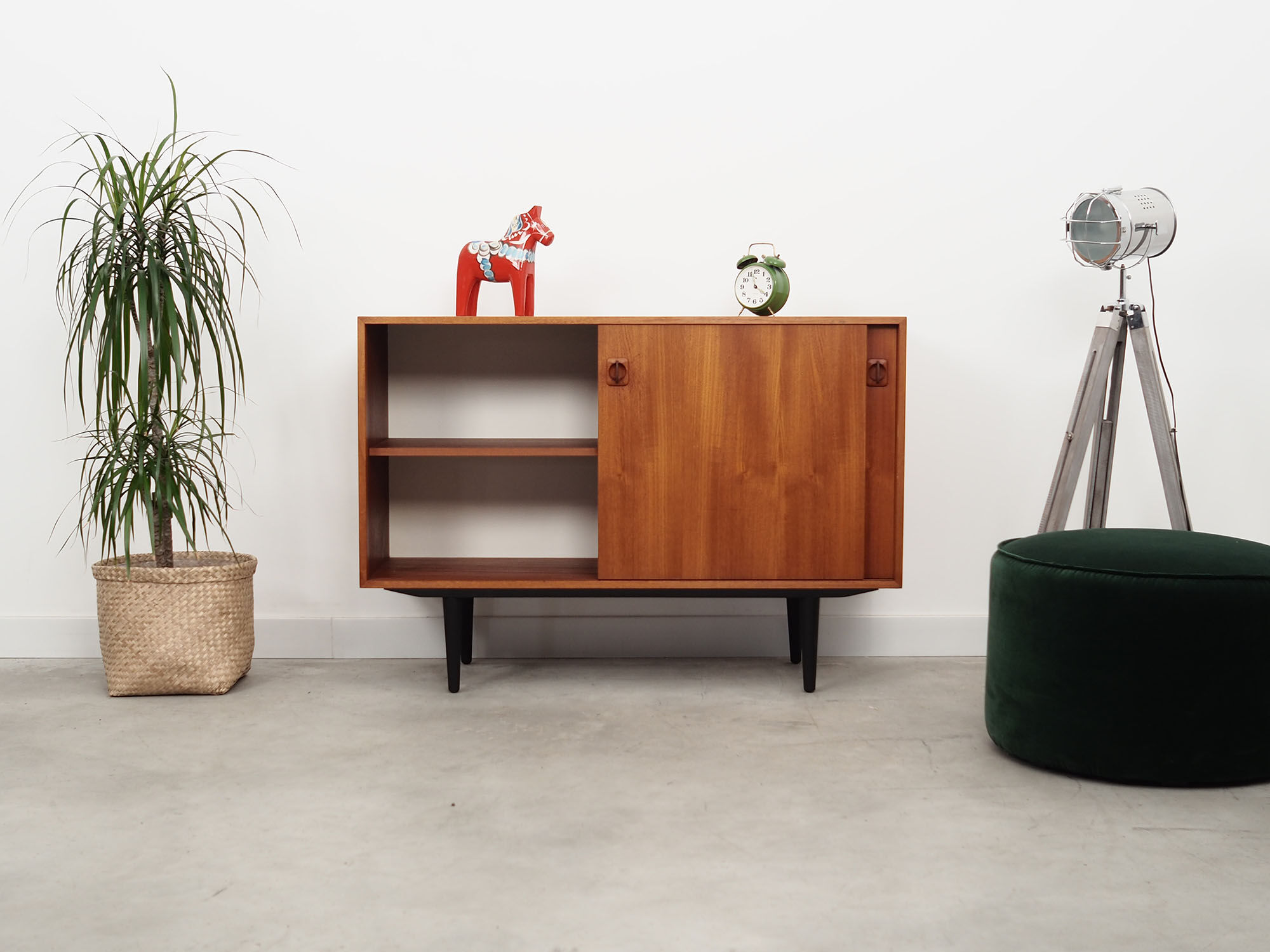 Teak dresser, 70's, Danish design, production: Denmark