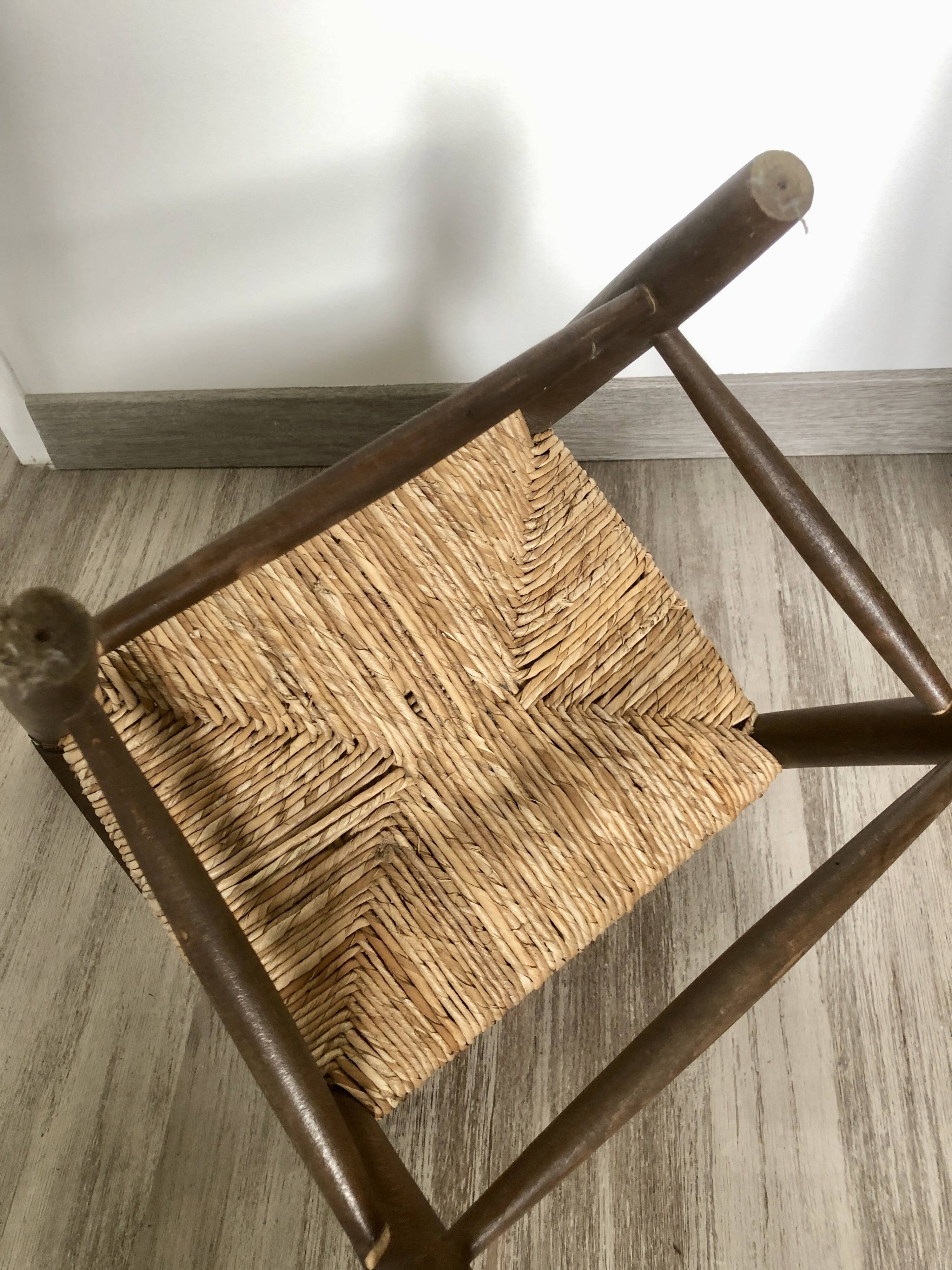 Children's armchair in beech wood and straw