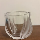 Lalique France vase with tulips in crystal