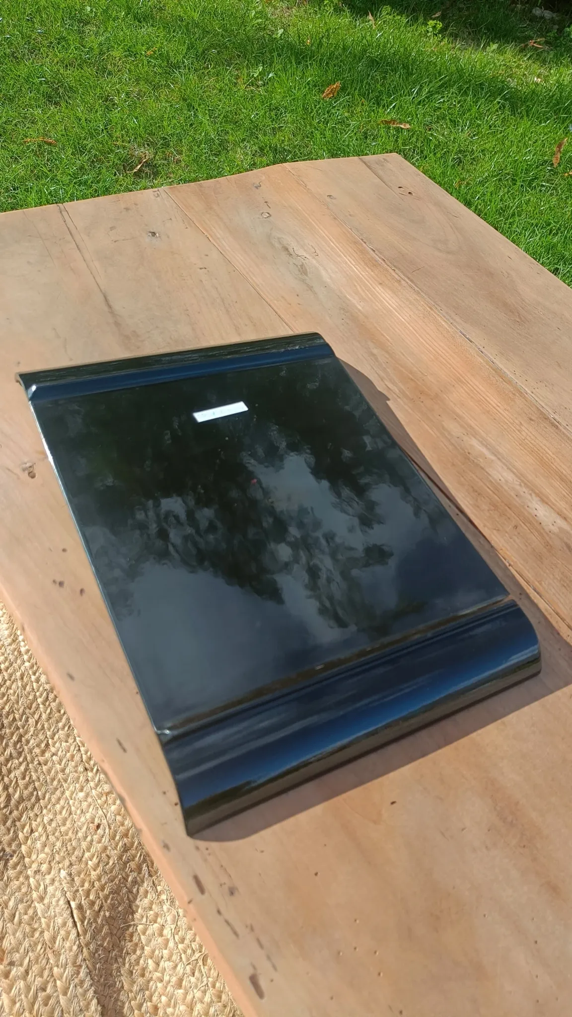 Black lacquered tray with bamboo decoration