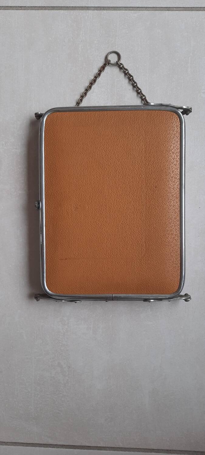 Barber's mirror triptych