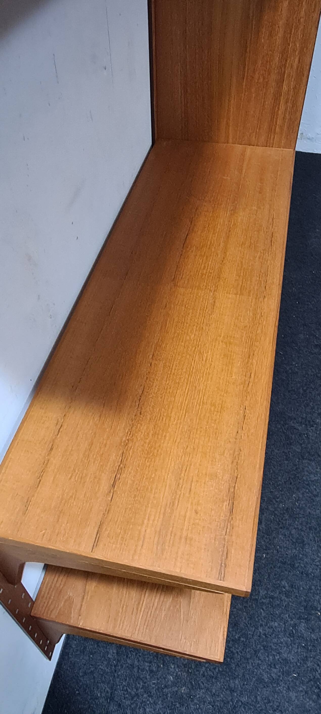 Danish wall shelf HG mobel