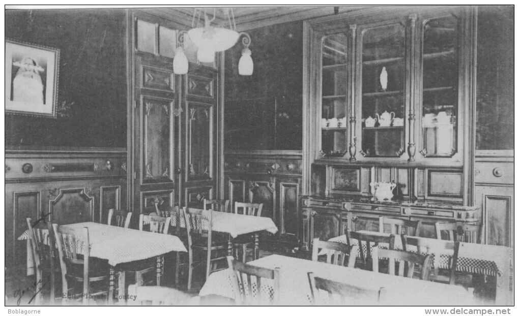 6 country bistro chairs 40s