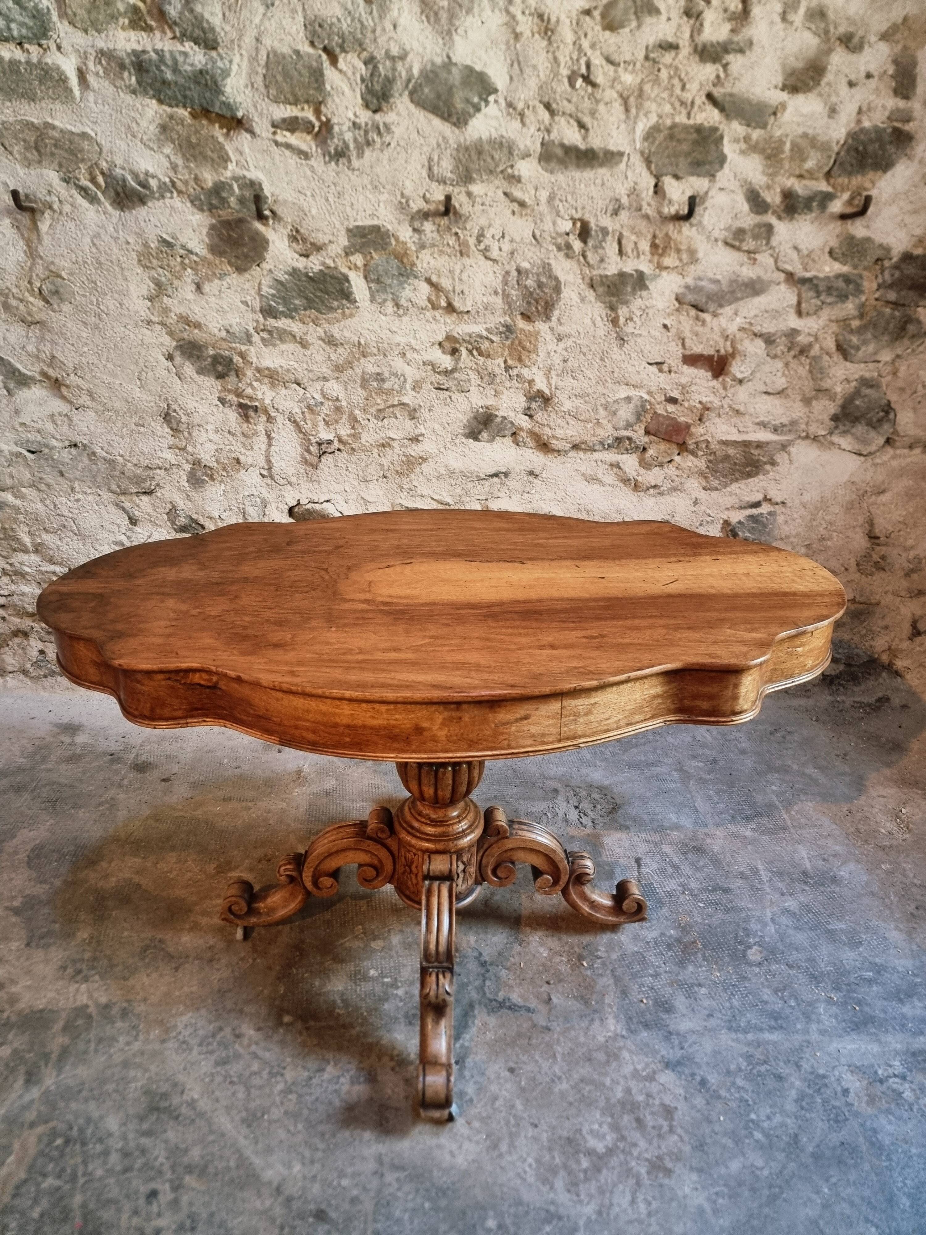 French antique walnut violin table, centre table with drawer, circa 1880–1900.