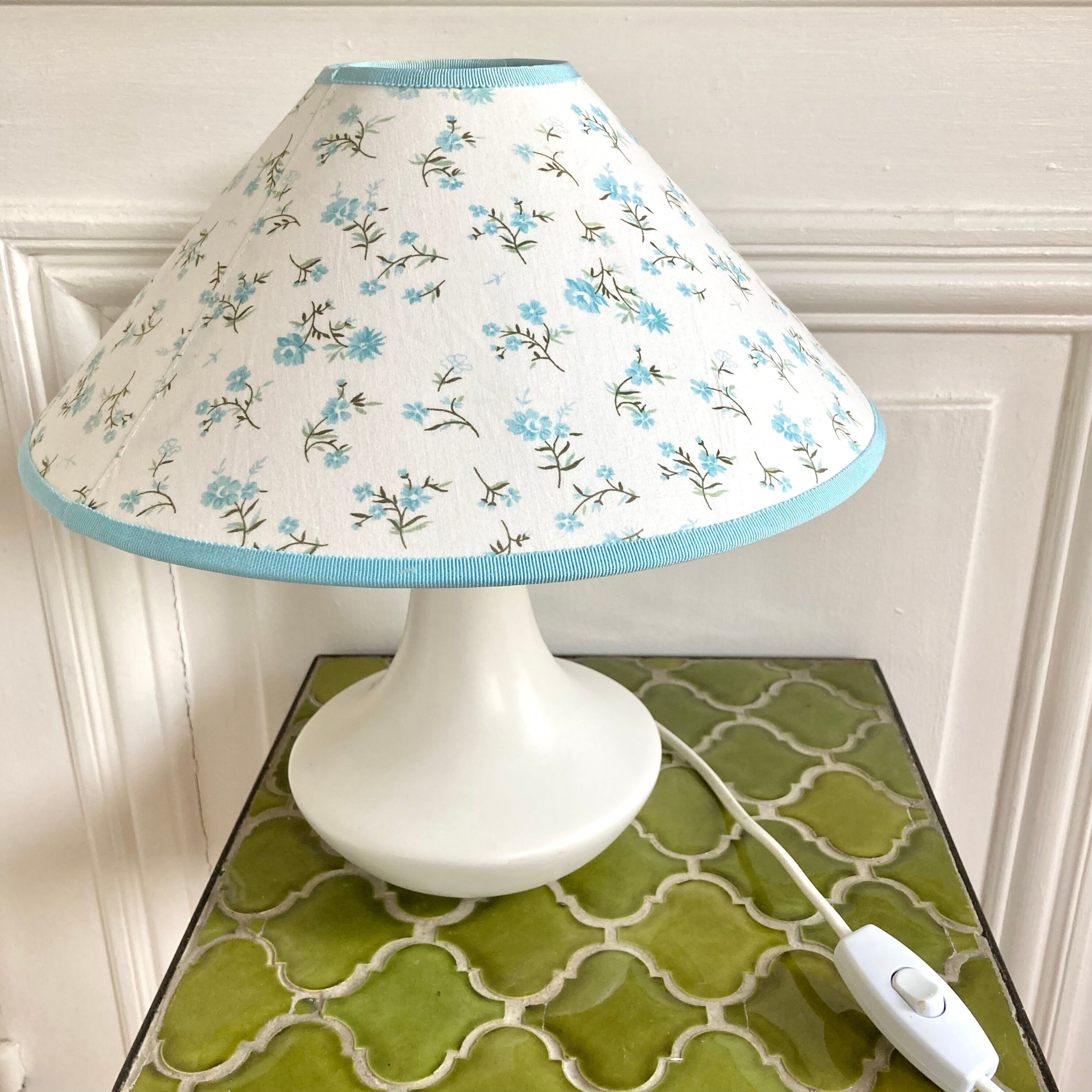 Ceramic lamp lampshade flowers