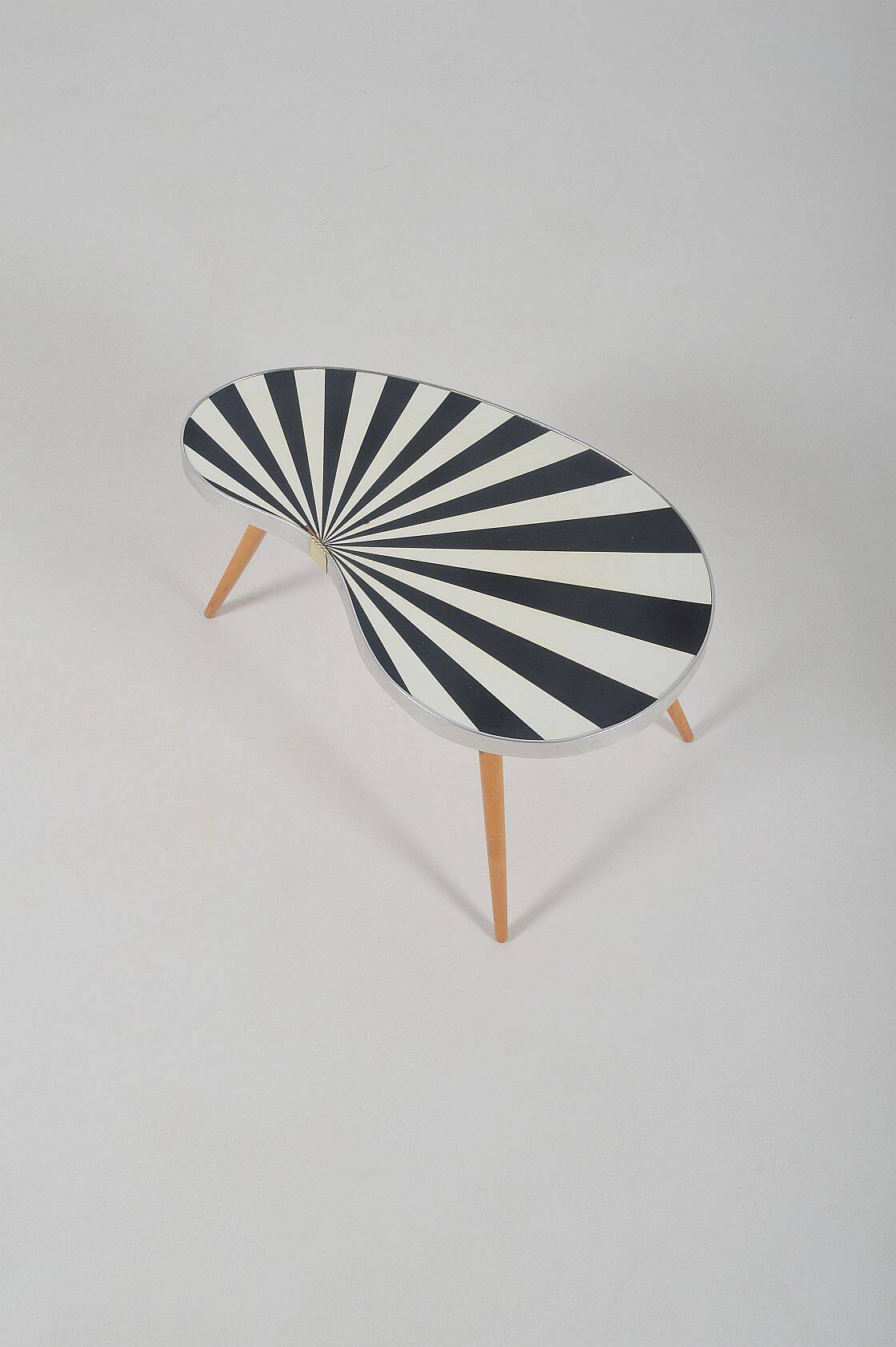 Kidney-shaped vintage side table with handmade ray pattern, 1960s