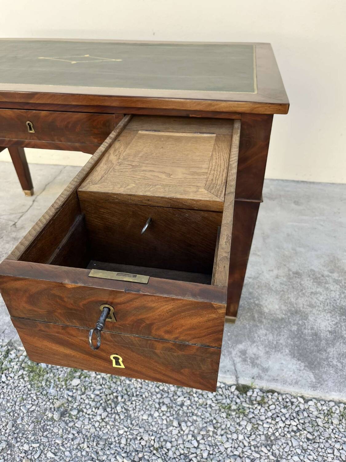 Empire style desk in solid mahogany, 19th century