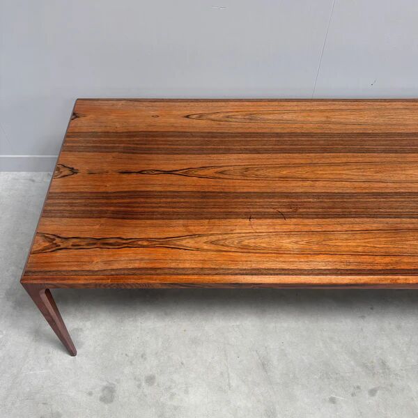 Grande table basse Johannes Andersen, Danemark années 1960
