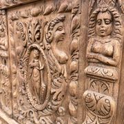 Grand Renaissance buffet in oak