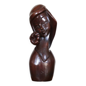 Sculpture femme à la fleur en bois, années 70