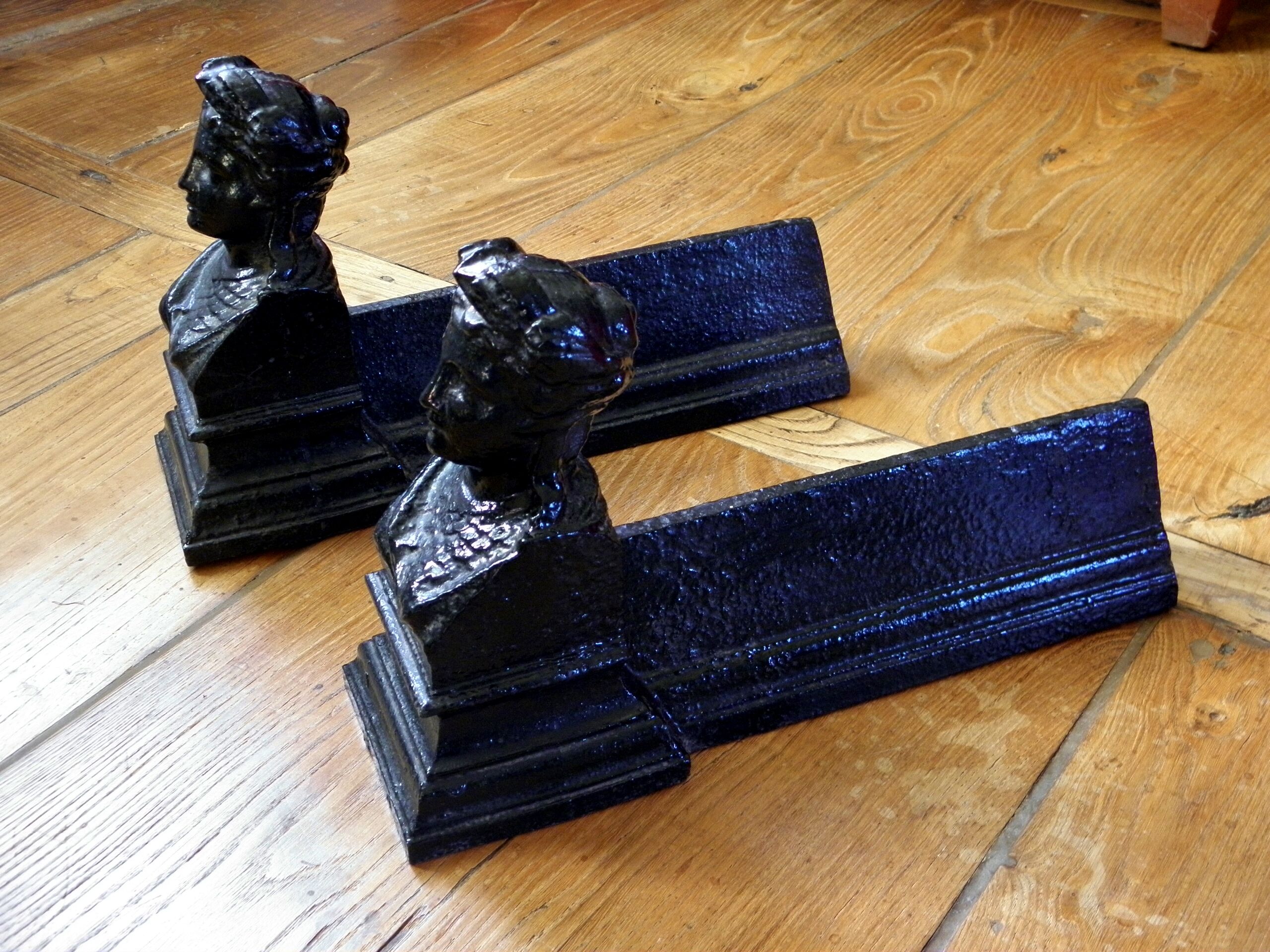 Cast iron chenets "Republic"