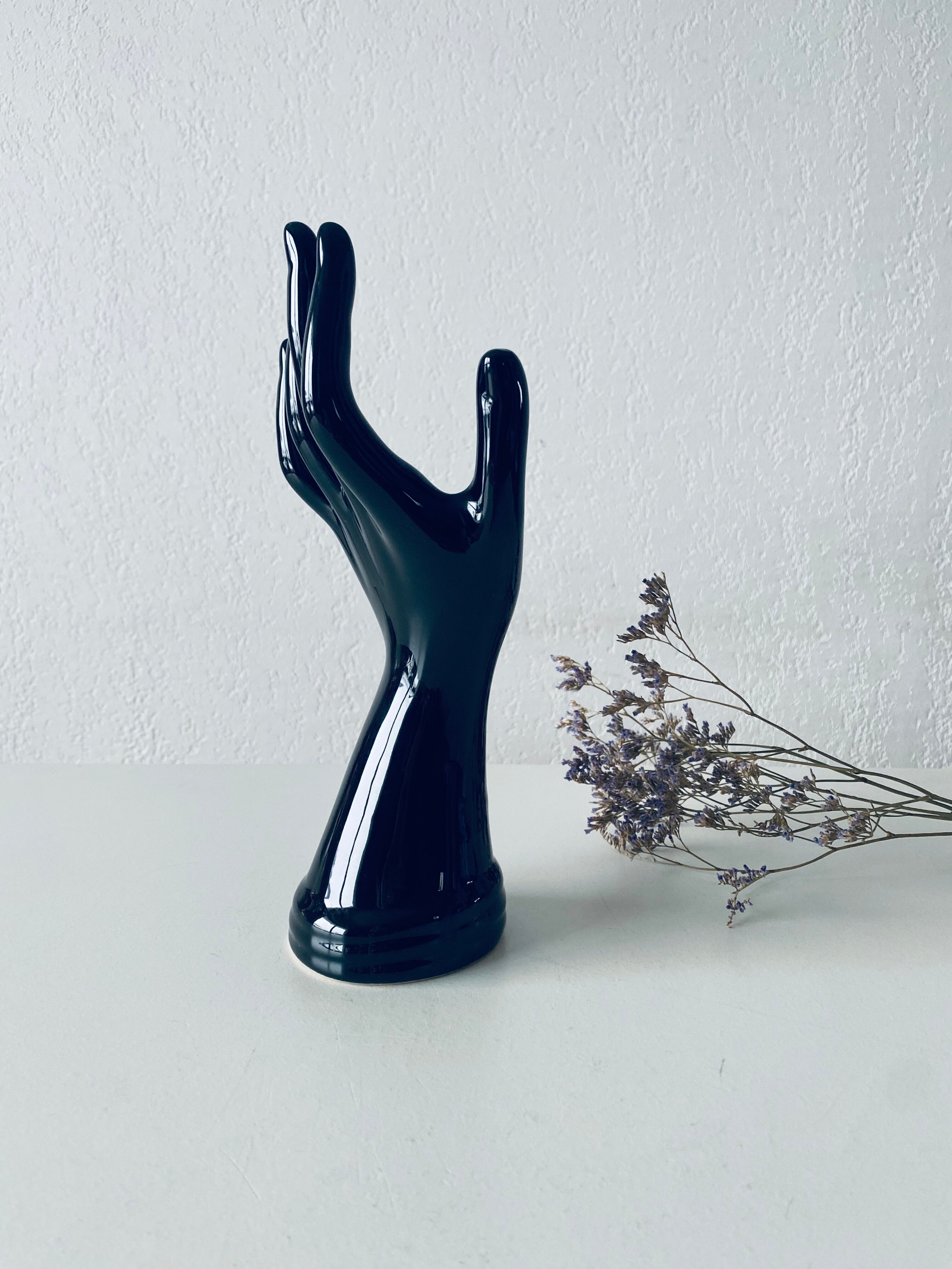 Ceramic vase and jewelry holder