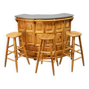 Vintage bar counter with 3 stools