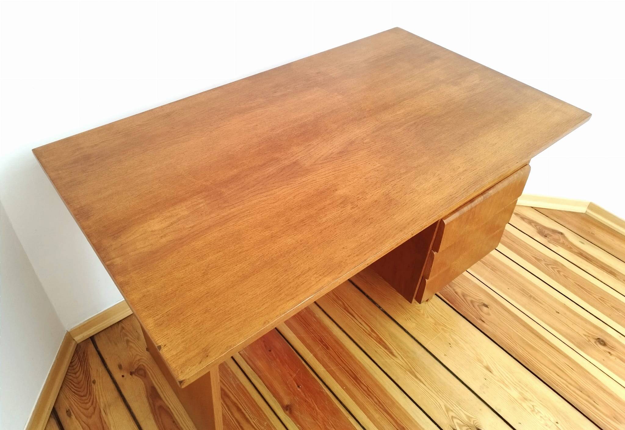 Bureau d'Up Zavody, Ancienne Tchécoslovaquie, 1960