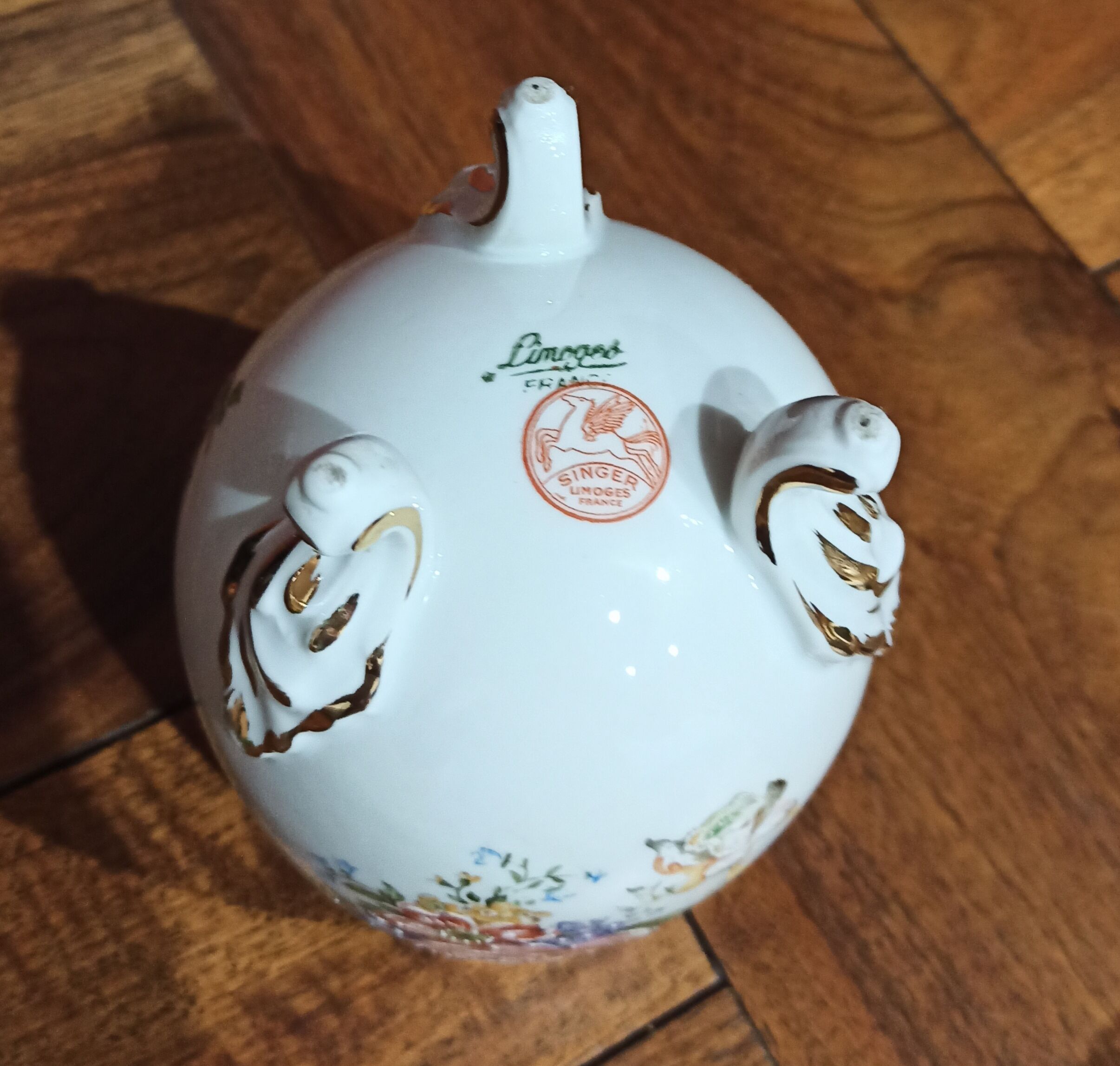 Egg vase in porksouthella