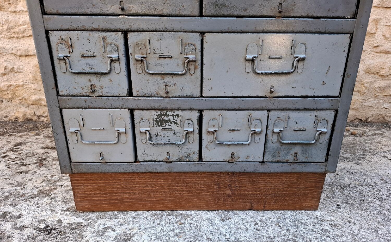Military metal drawer cabinet