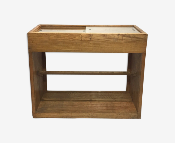 Comptoir de magasin ancien