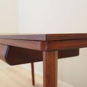 Oak desk, Italian design, 1970s, production: Italy