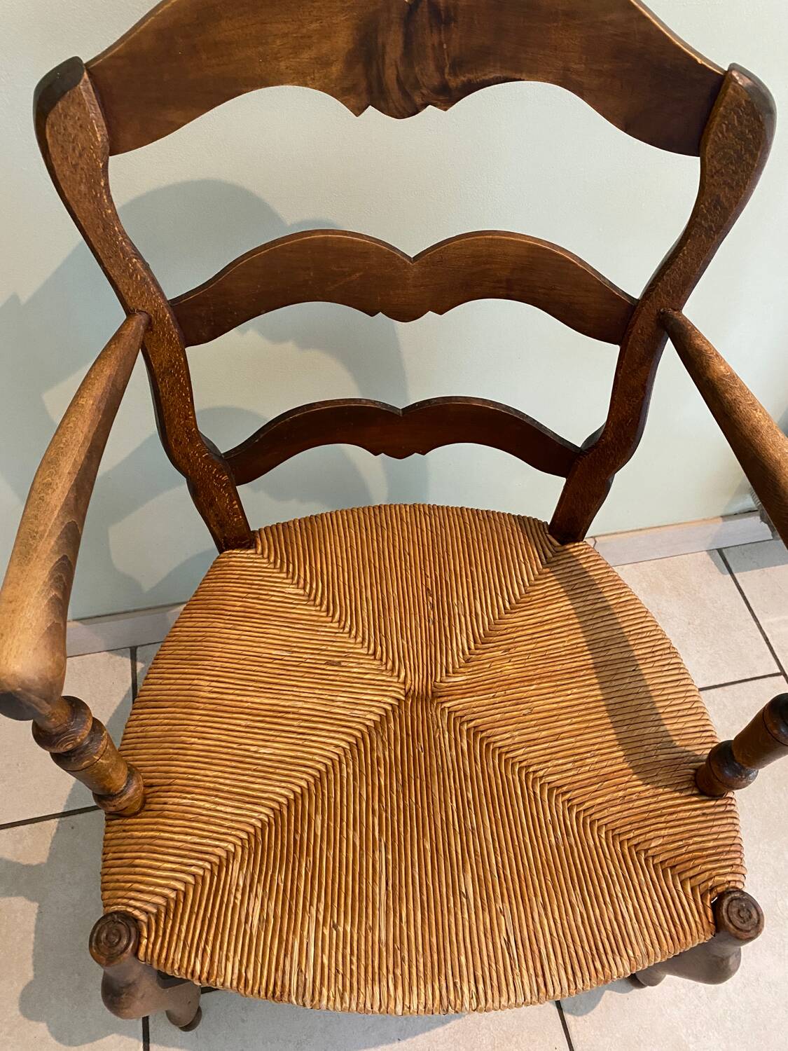 Straw country armchair