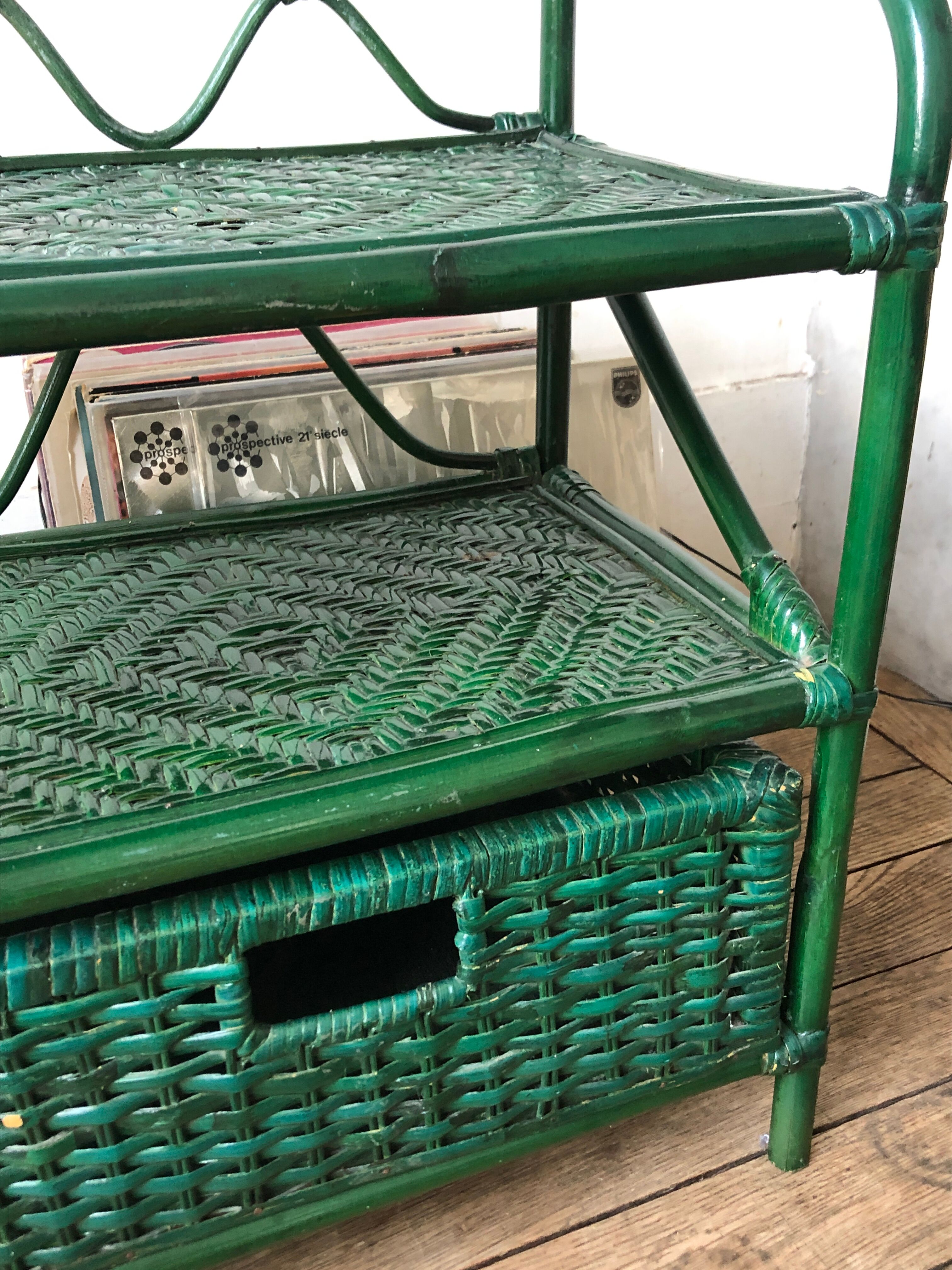 Bedside table rattan and green bamboo
