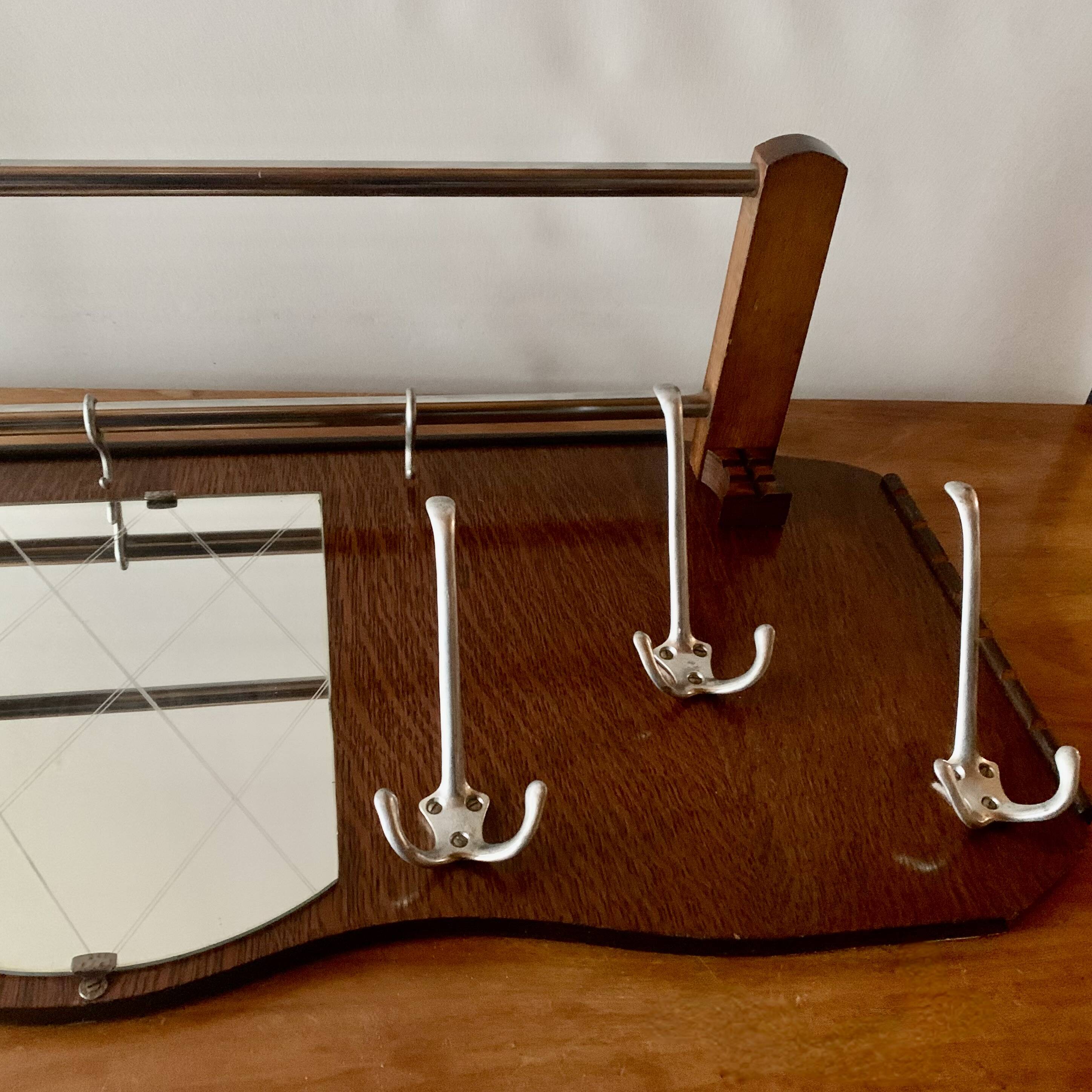 Ancien grand portemanteau en bois avec miroir et porte-chapeau