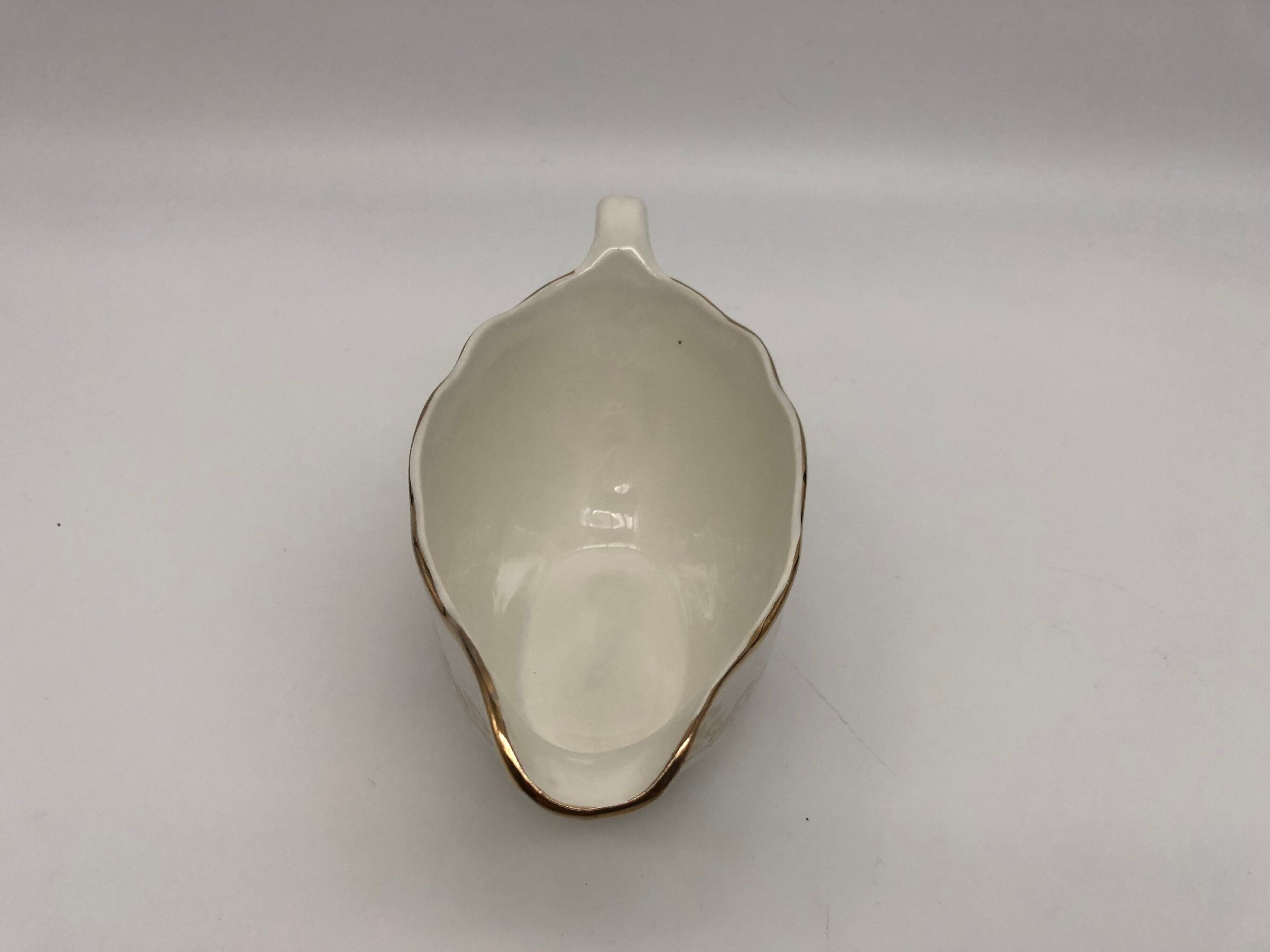 Saucière, "Digoin Sarreguemines" model Arabesques