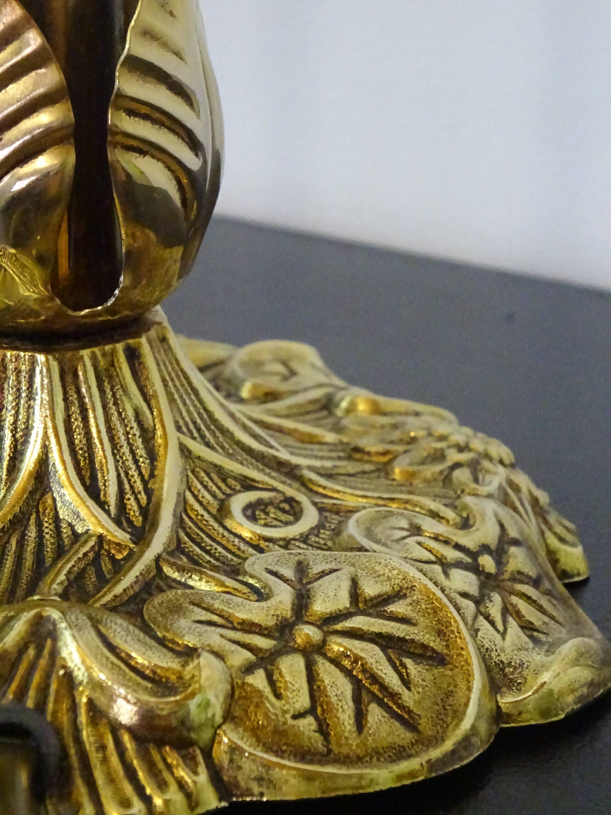 Bronze swan neck lamp, silk shade.