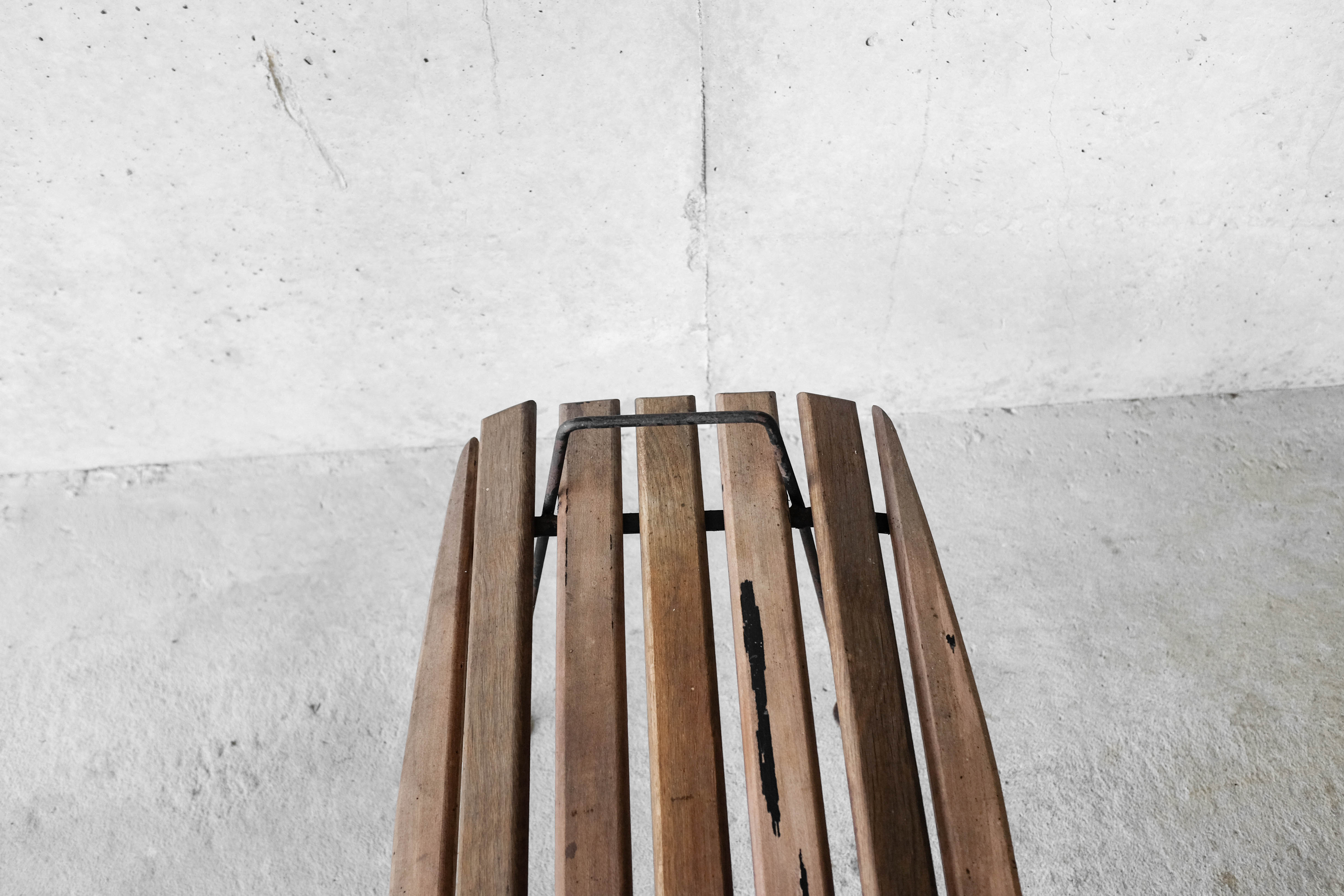 Stool with minimalist wood and metal slats