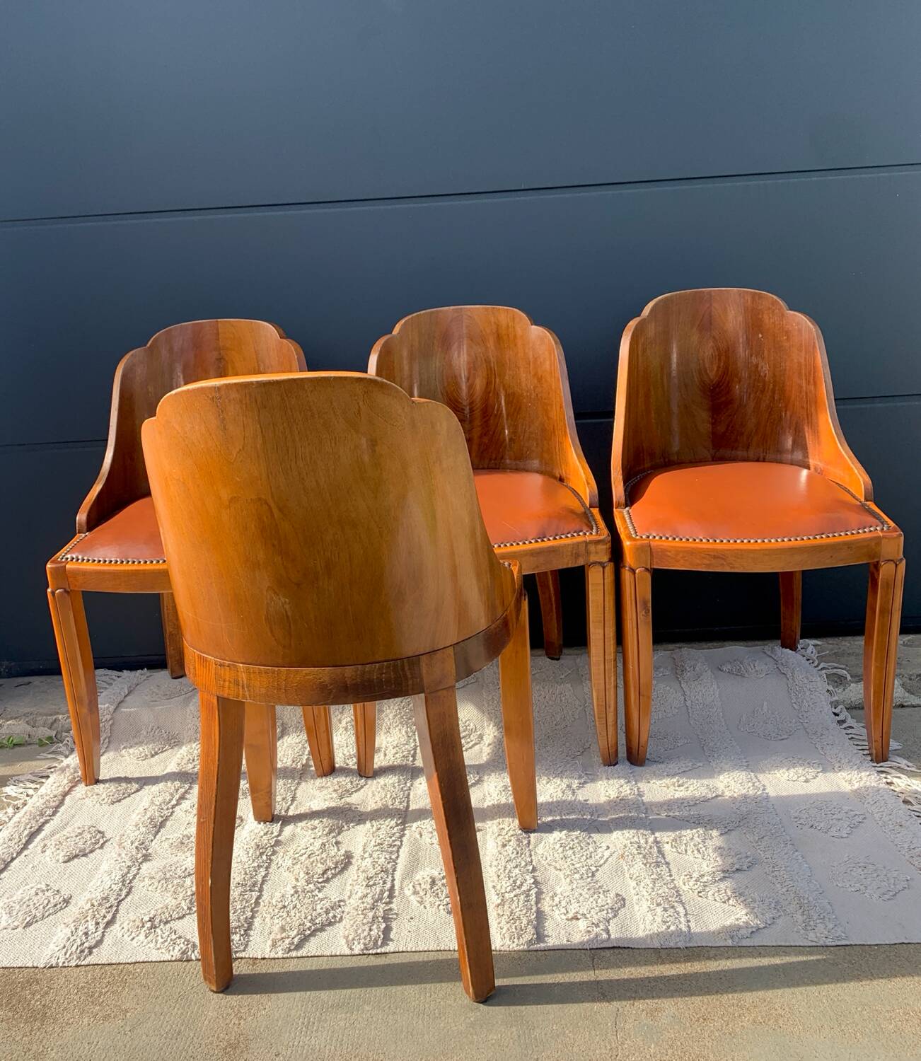 4 vintage Art Deco chairs in wood and cognac leather