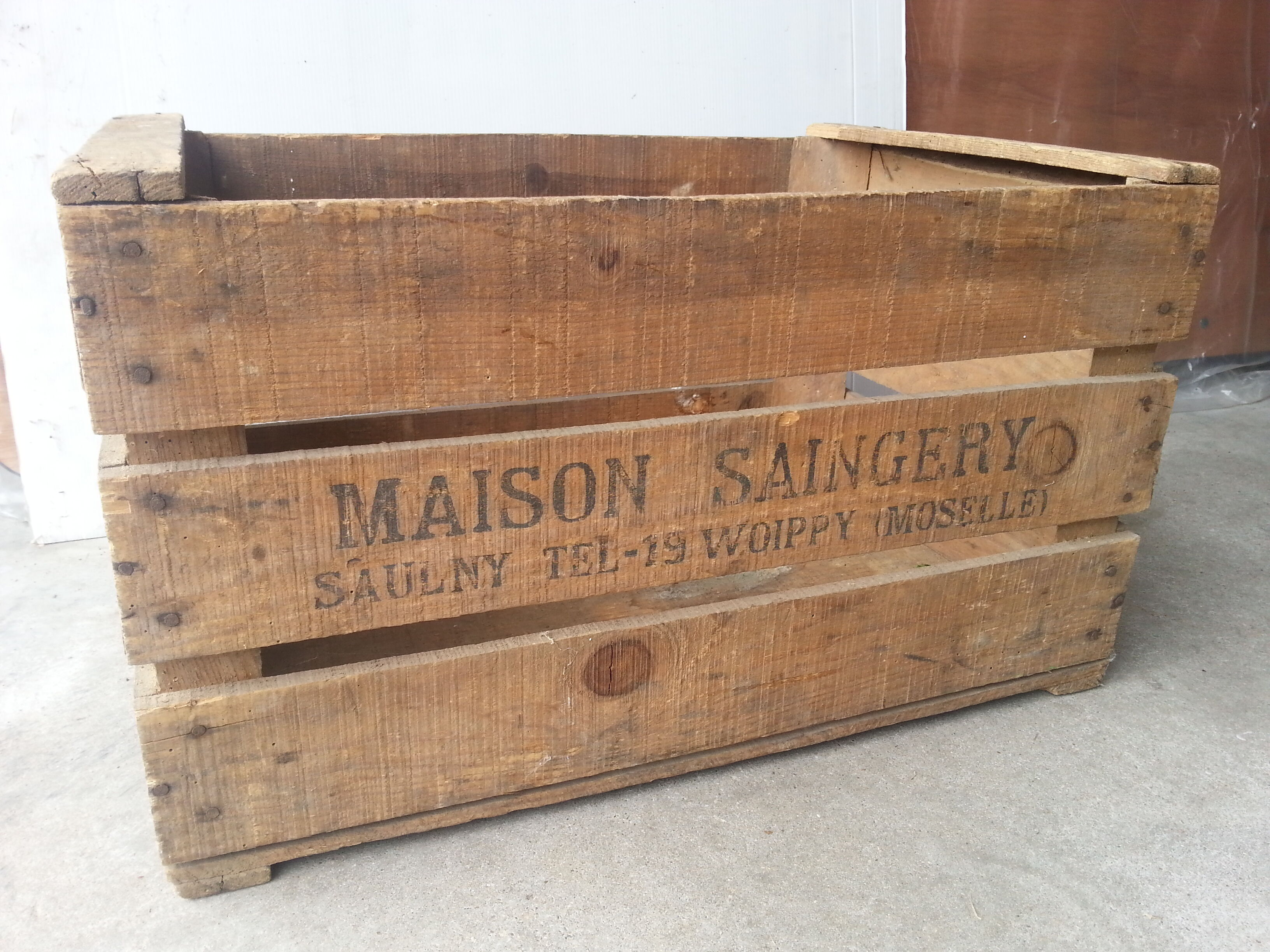 Caisse en bois vintage