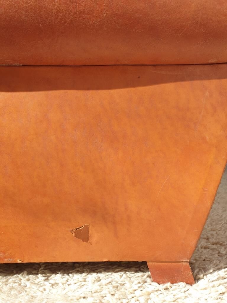 Sofa club leather 3 places buttoned back finish studded and velvet