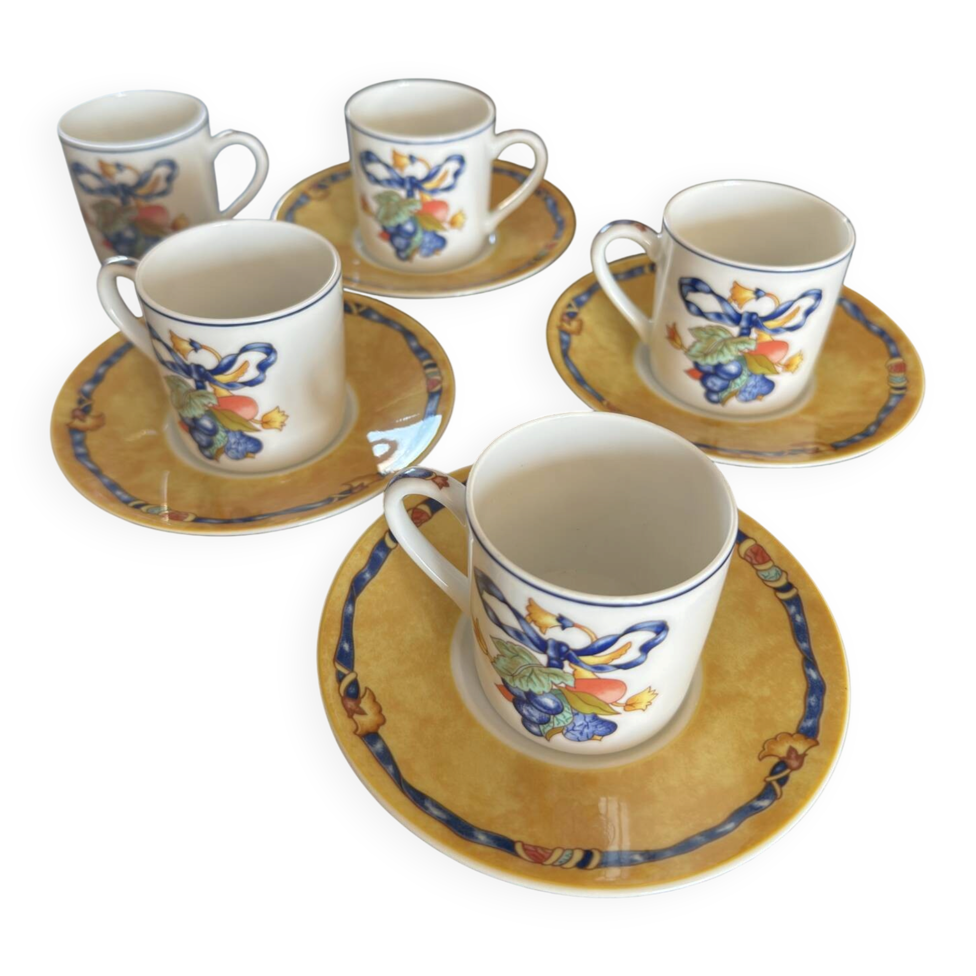 Bernardaud Limoges Borghèse – 5 cups + 4 saucers in porcelain