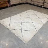 White/black berbere wool carpet  205x320cm