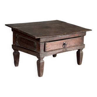 Small writing desk, antique Indonesian coffee table in teak H33 40.5x55.