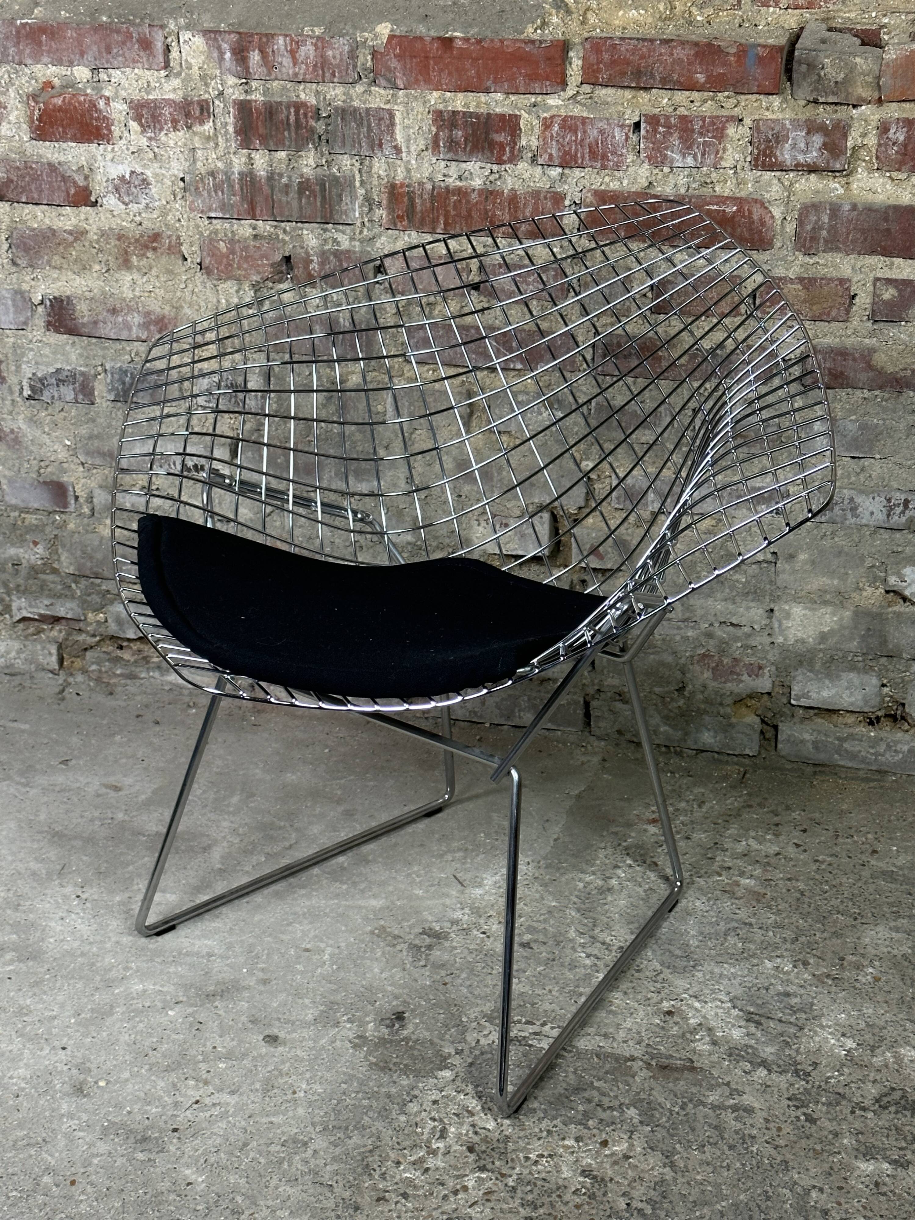 Diamond Bertoia armchair in chrome metal vintage 80