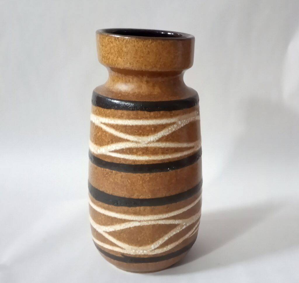 German Vase Made by Scheurich 242-22