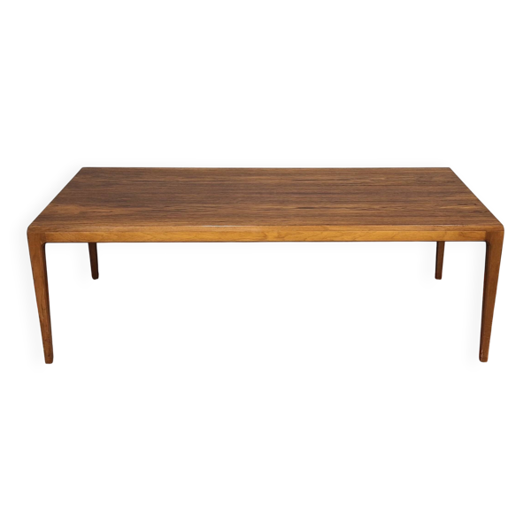Table basse en palissandre par Johannes Andersen, Danemark, années 1960