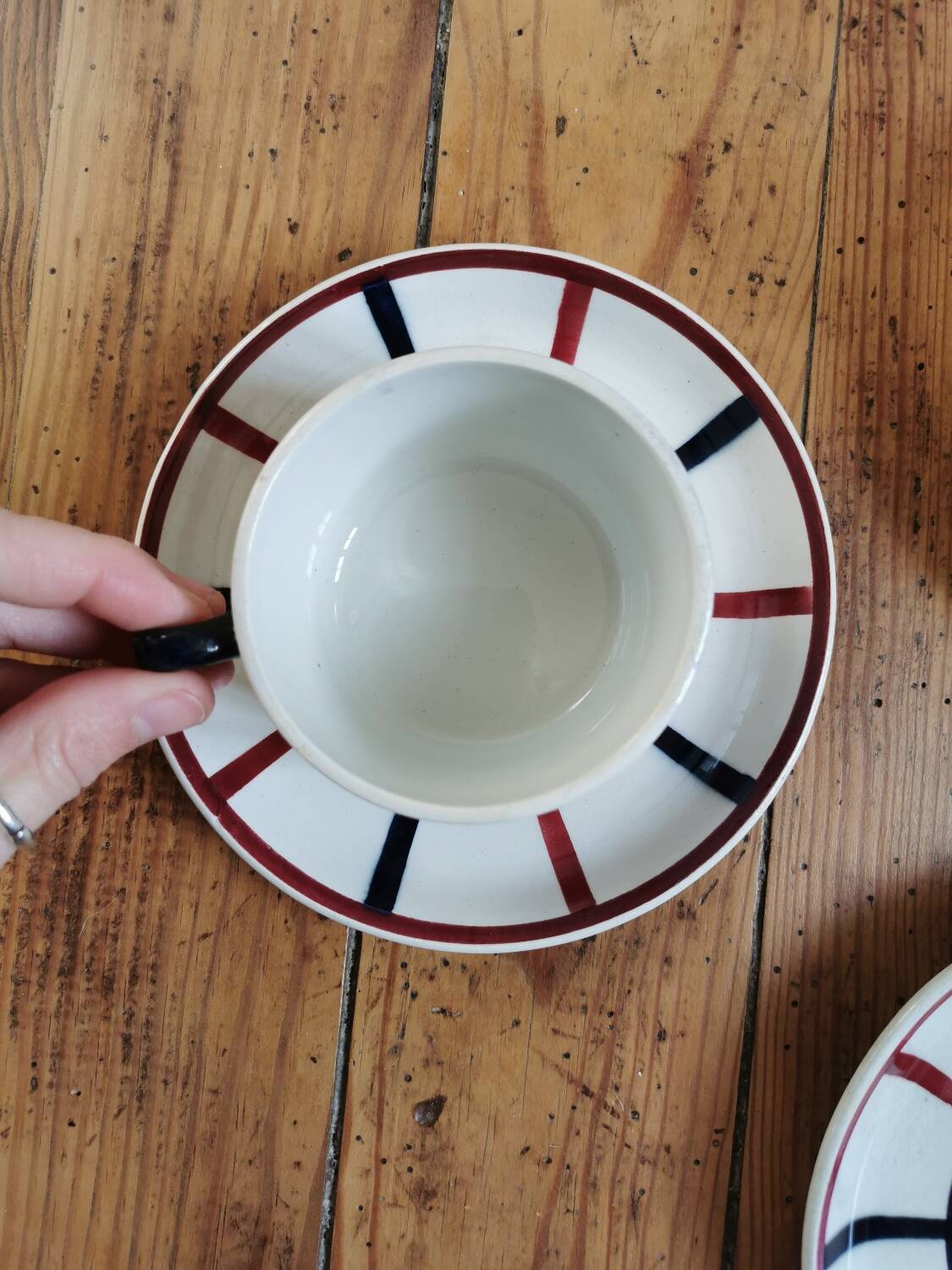 Old St Amand cups, Lou Basquez