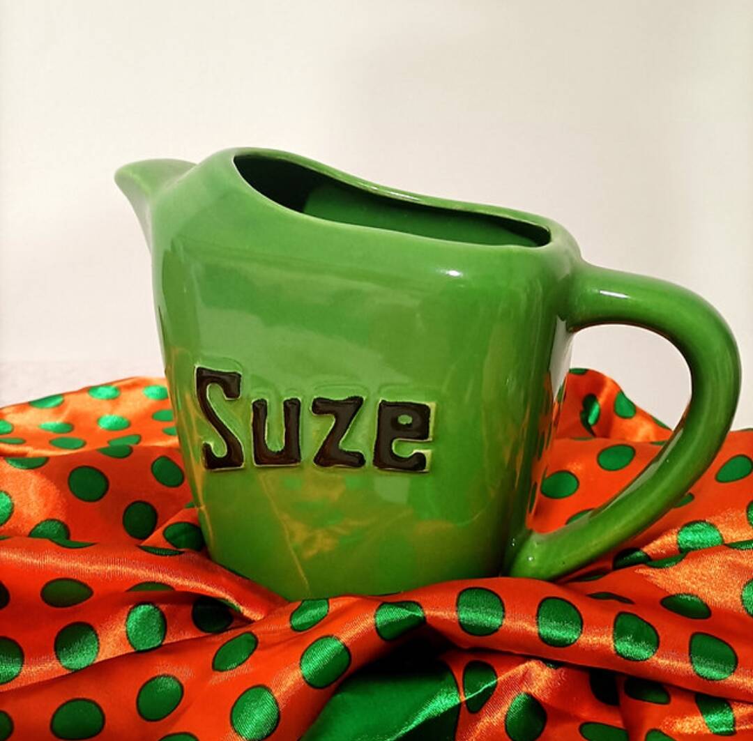 Pitcher Suze