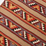 Tapis couloir kilim vintage – Tissage artisanal d’Anatolie, années 60