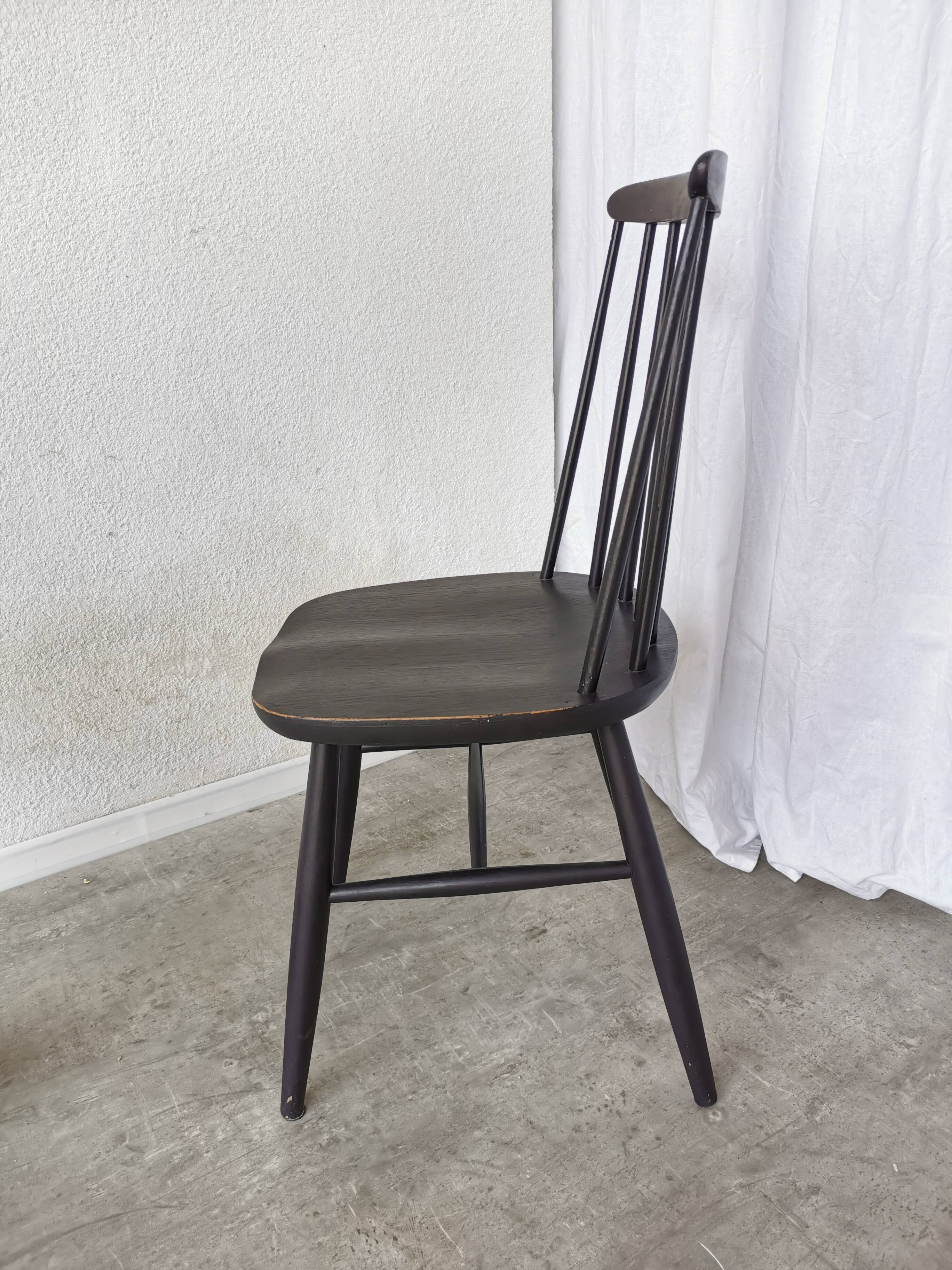 Chaise de salle à manger vintage en hêtre noir : style Ilmari Tapiovaara, scandinave
