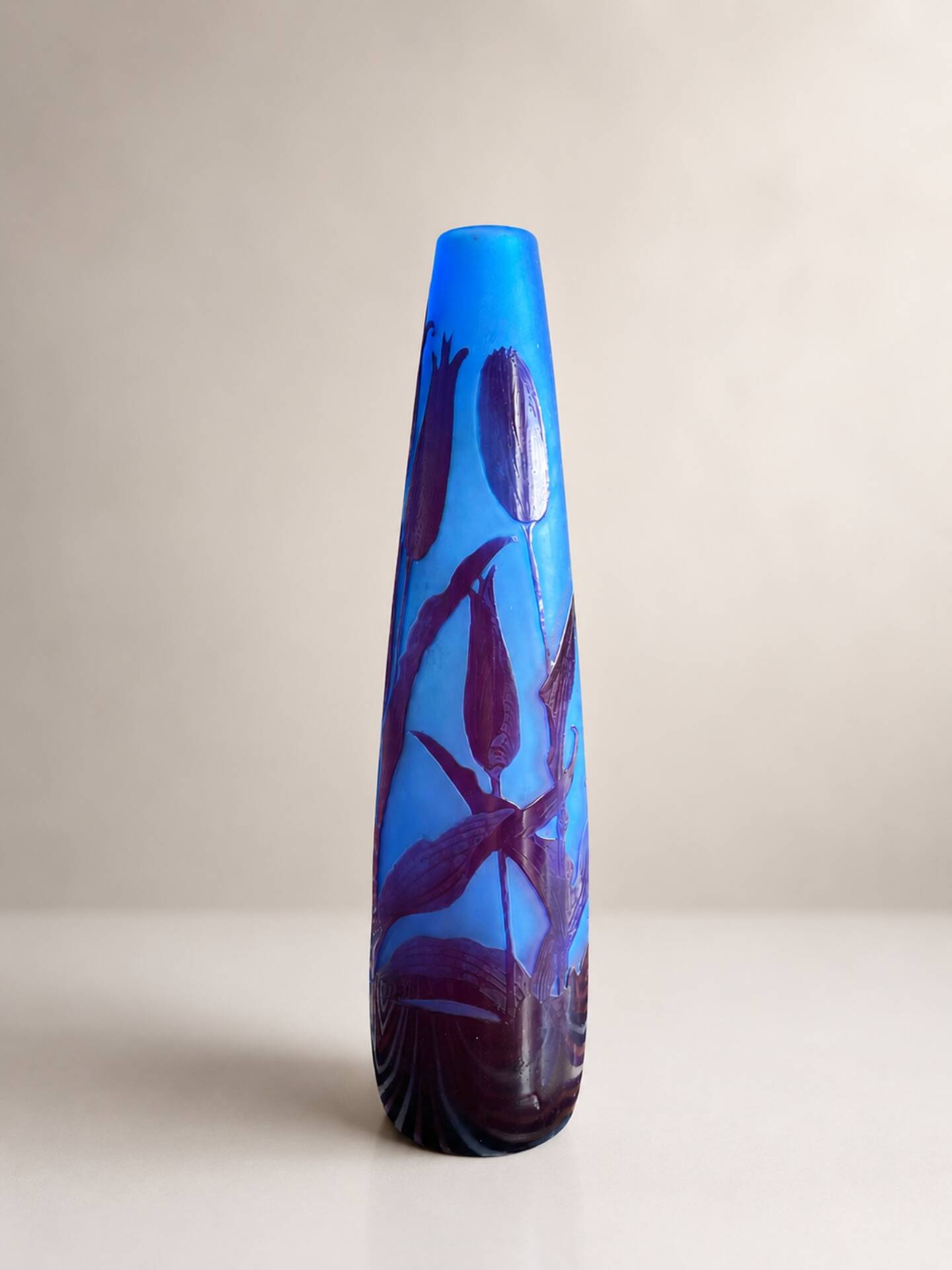 Argental soliflore vase (circa 1920).