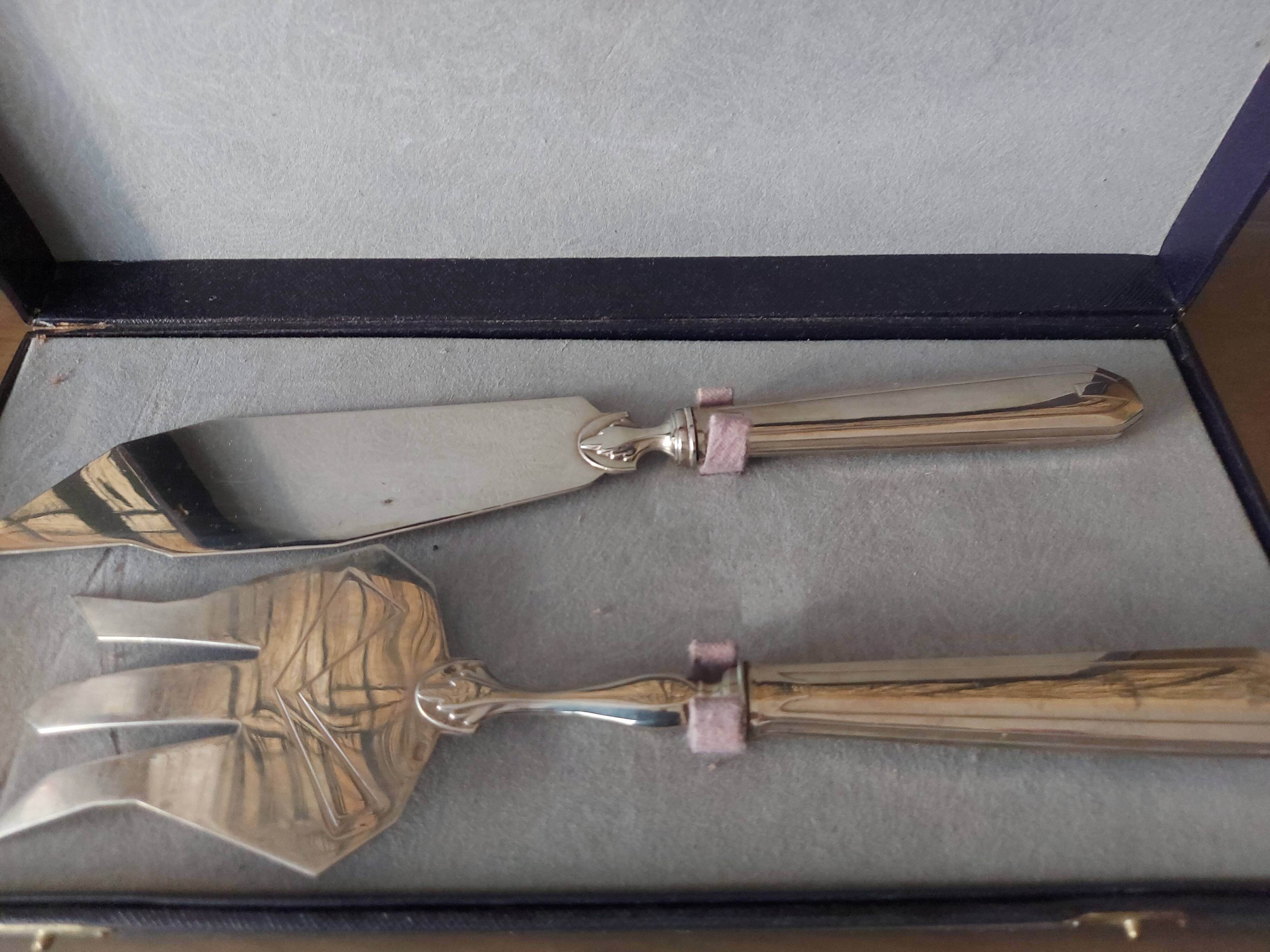 Art Deco fish service box