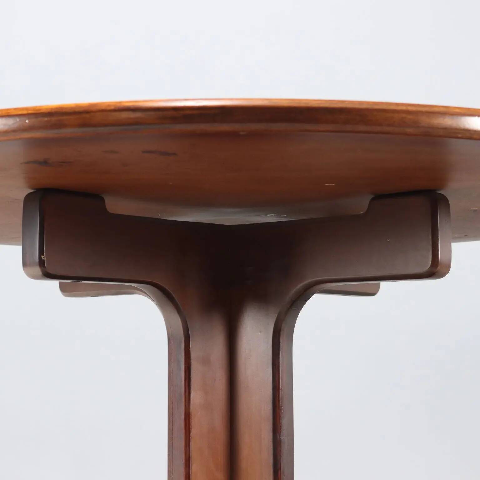 Vintage round table in exotic wood veneer, design, Italy, 1960s