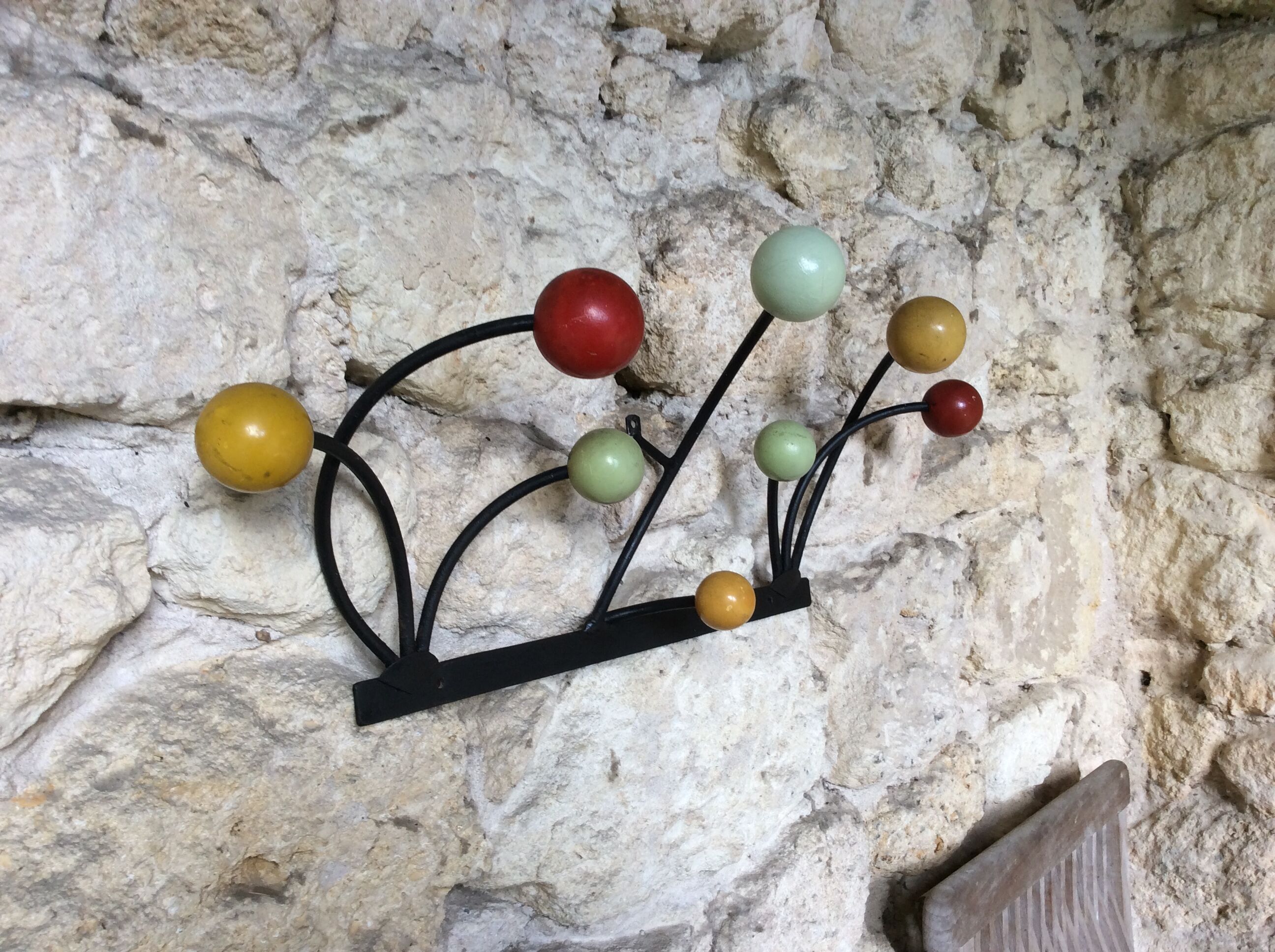 Wall coat rack 50s, colored balls