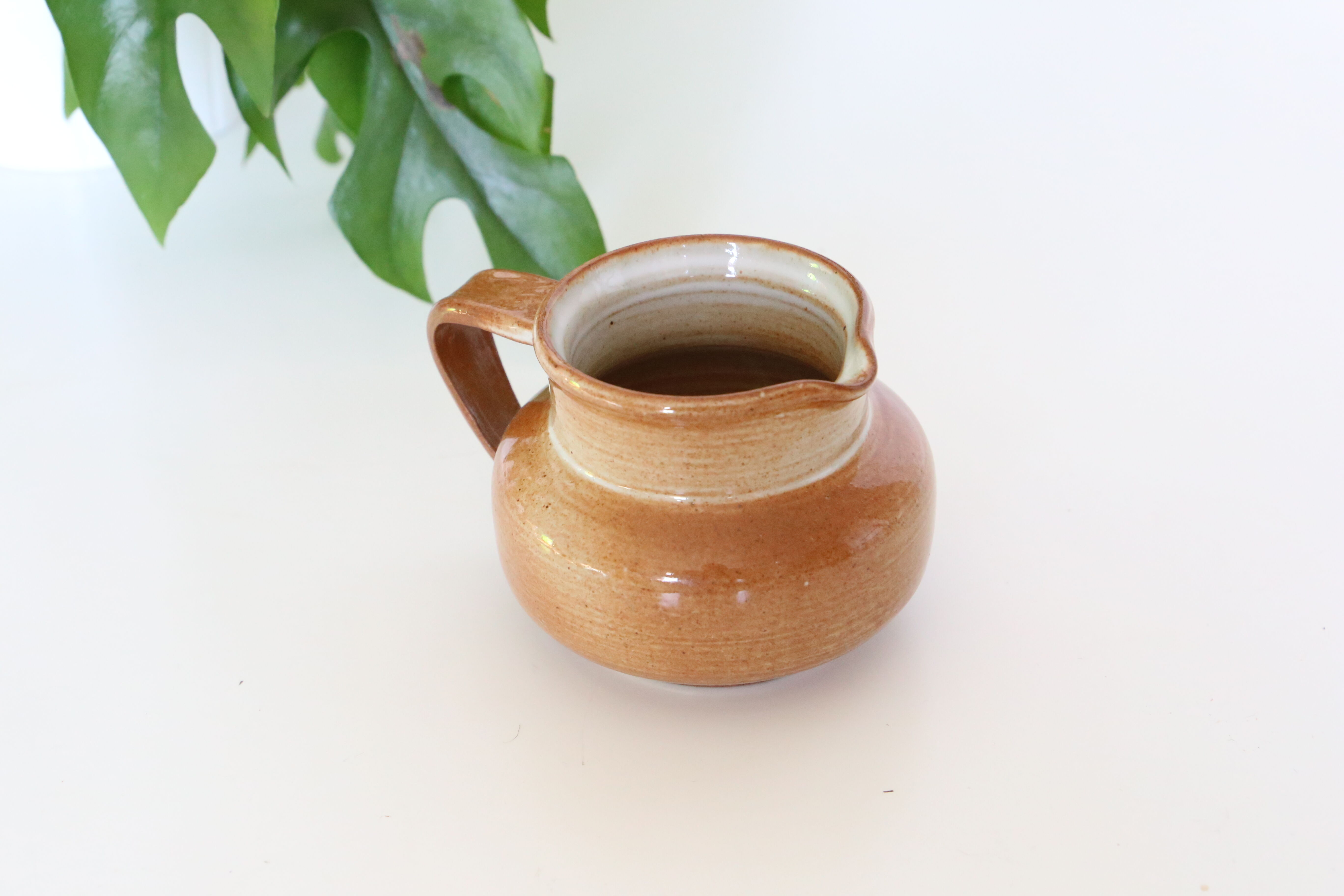 Pot à lait en grès, poterie Mongolfier, France