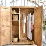 Armoire parisienne