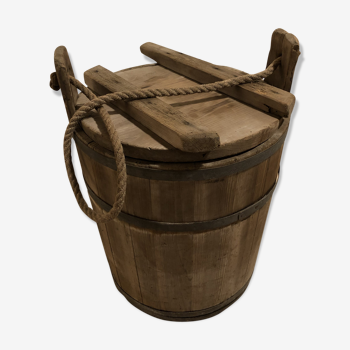 Traditional Japanese bucket